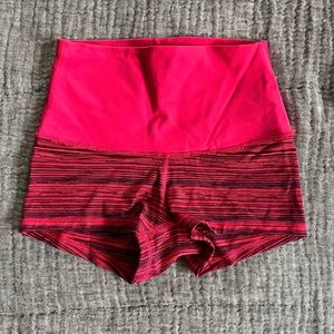 Lululemon short size 4